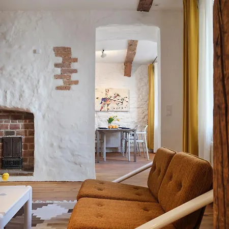 Historic Apartment With Private Garden In Old Town Tallinn Exterior photo