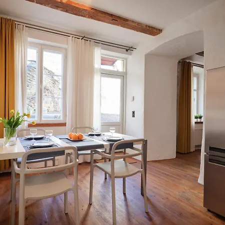 Historic Apartment With Private Garden In Old Town Tallinn Exterior photo