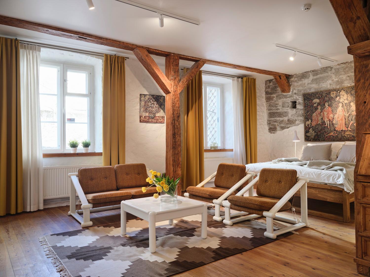 Historic With Private Garden In Old Town * Tallinn